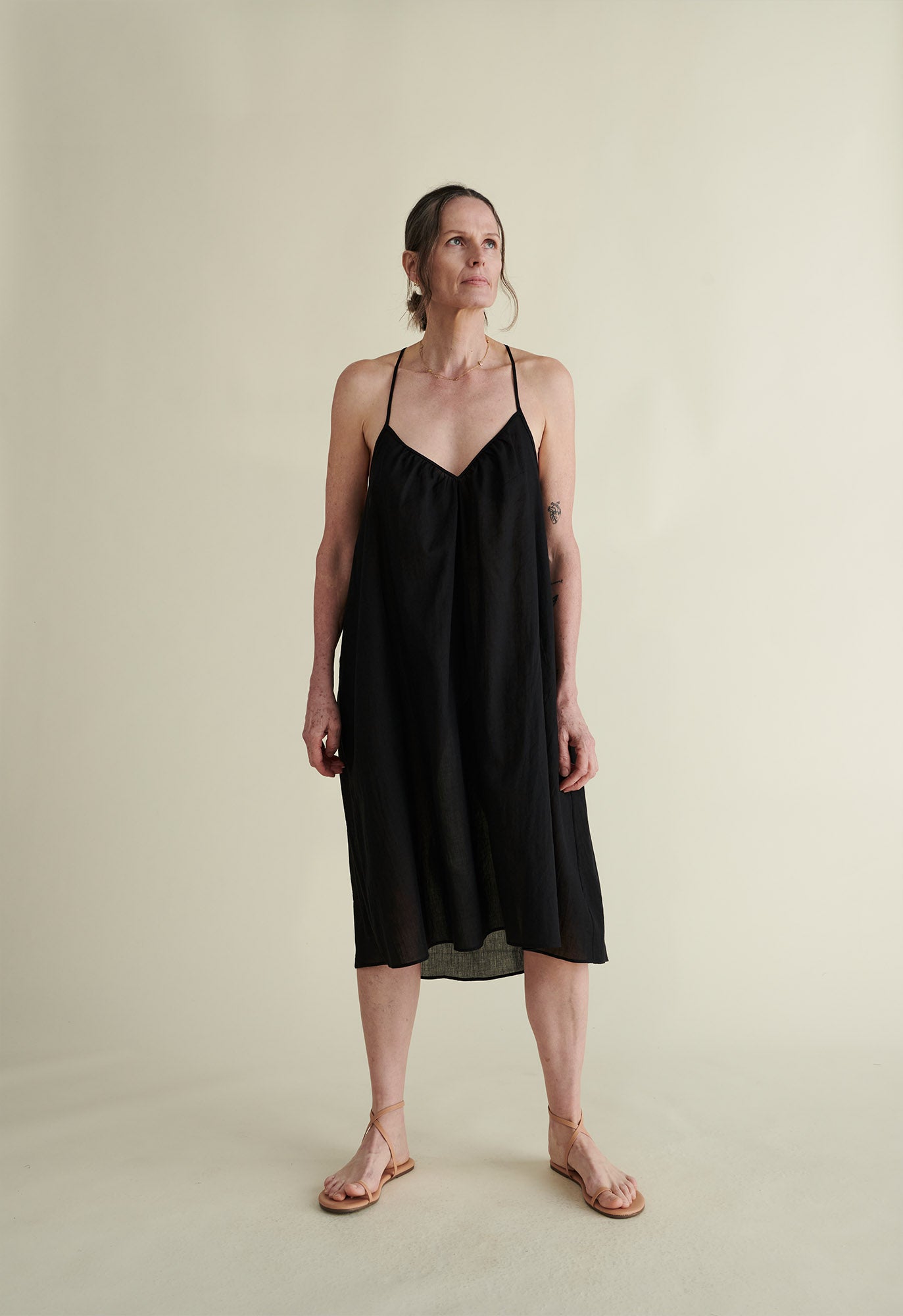 V-Neck Slip in Black